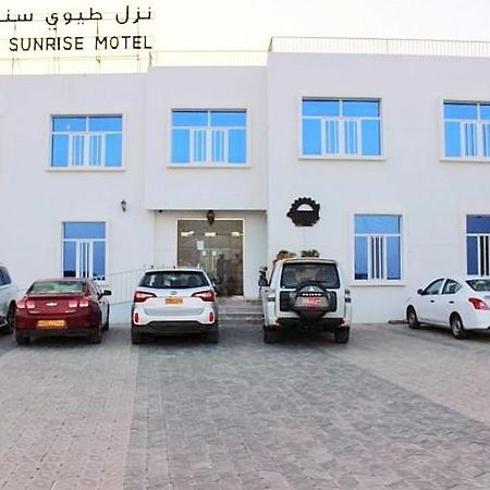 Tiwi Sunrise Hotel Екстериор снимка