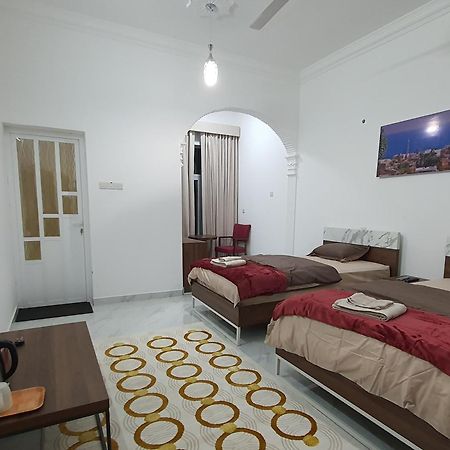 Tiwi Sunrise Hotel Стая снимка