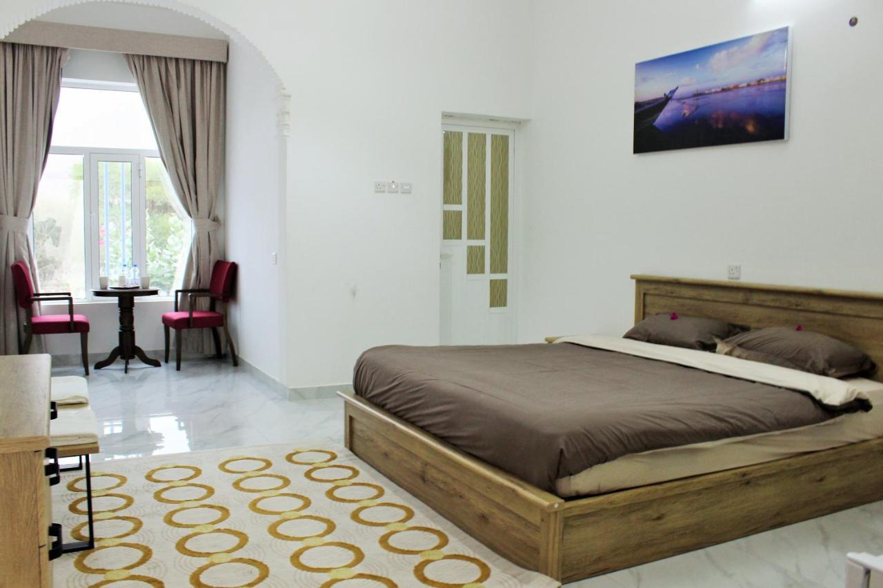 Tiwi Sunrise Hotel Екстериор снимка